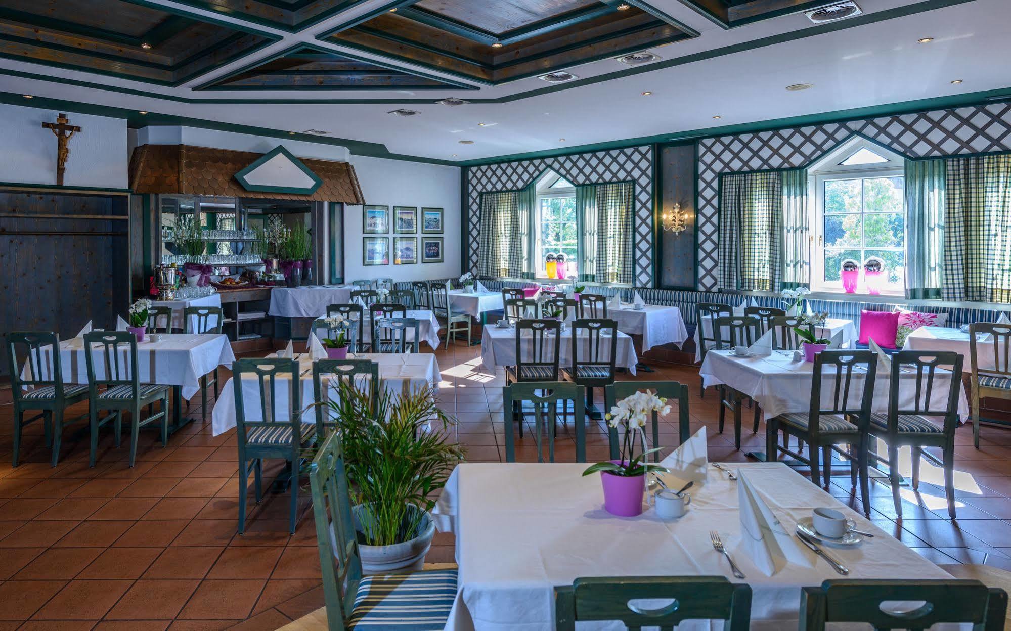 Hotel Walserwirt Екстер'єр фото